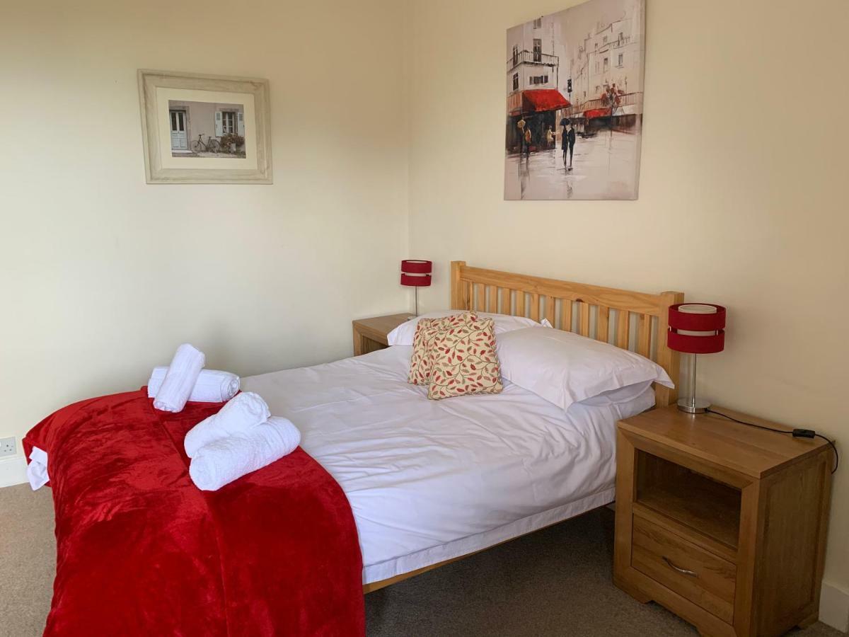 Postmans Rest, Second Floor Apartment, Lynmouth With Private Parking Exterior photo